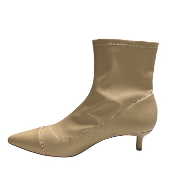 Journee Collection Jadde Ankle Boots Size 8.5 - Picture 5 of 12